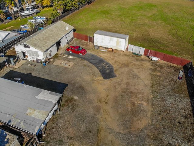 5025 El Paraiso Ave, Sacramento, CA 95824