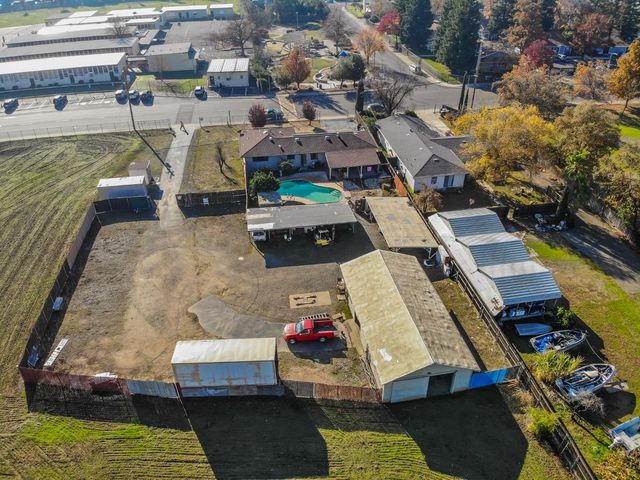 5025 El Paraiso Ave, Sacramento, CA 95824