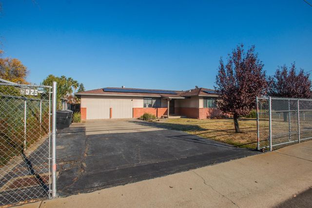 5025 El Paraiso Ave, Sacramento, CA 95824