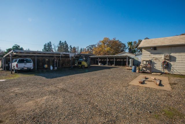 5025 El Paraiso Ave, Sacramento, CA 95824