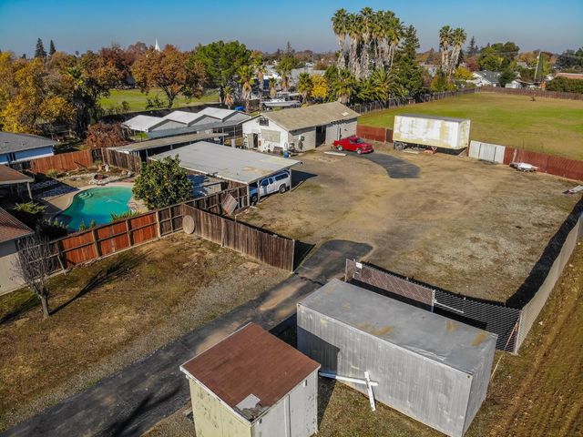5025 El Paraiso Ave, Sacramento, CA 95824