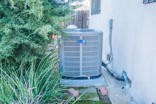 5025 El Paraiso Ave, Sacramento, CA 95824