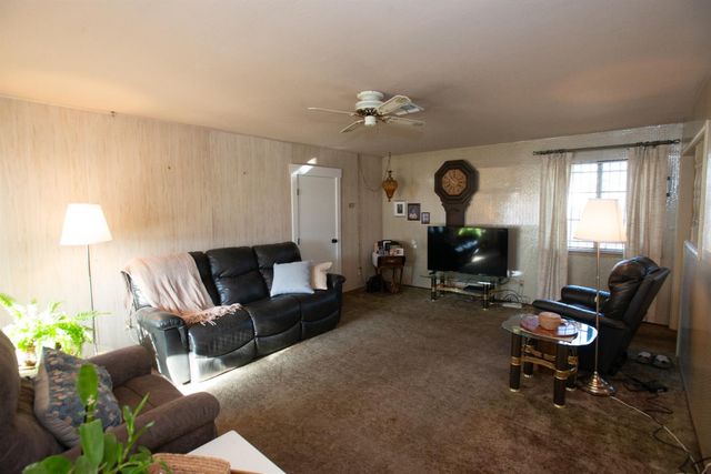 5025 El Paraiso Ave, Sacramento, CA 95824