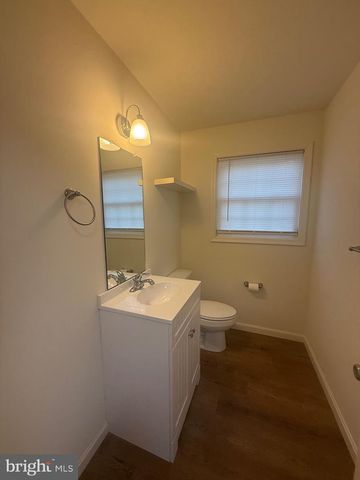 8859 CLENDANIEL POND RD, Lincoln, DE 19960