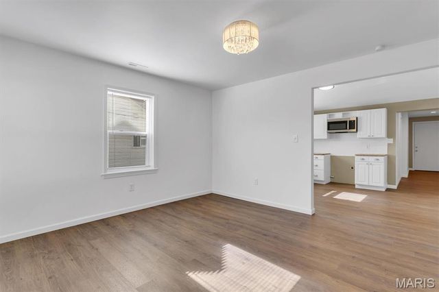 9929 Meadow Avenue, St Louis, MO 63125