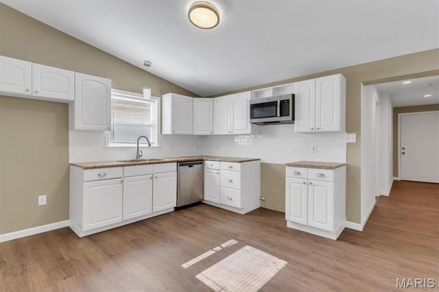 9929 Meadow Avenue, St Louis, MO 63125