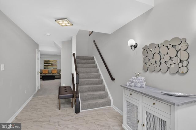 14248 HUNTERS RUN WAY, Gainesville, VA 20155