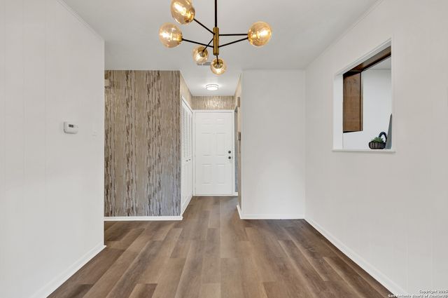 4303 Sunshadow, San Antonio, TX 78217