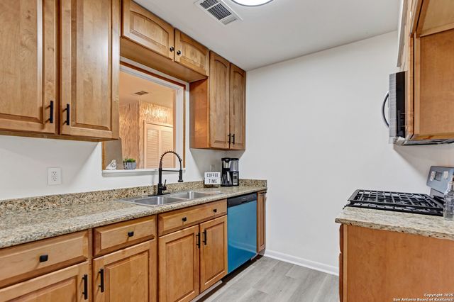 4303 Sunshadow, San Antonio, TX 78217