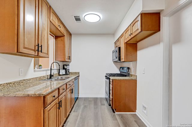 4303 Sunshadow, San Antonio, TX 78217
