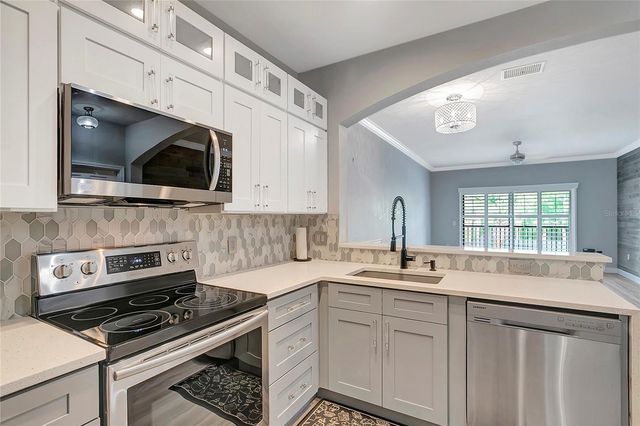 2152 PORTOFINO PLACE 26-029, Palm Harbor, FL 34683
