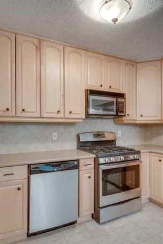 2802 S 4th ST, Austin, TX 78704