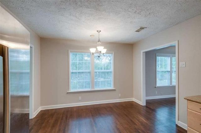 2802 S 4th ST, Austin, TX 78704