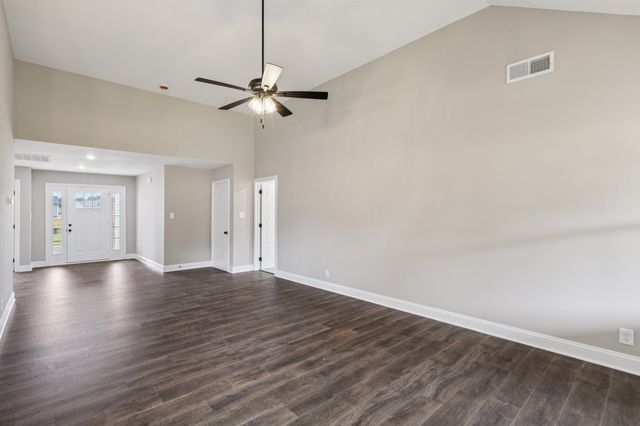 376 Hereford Farms, Clarksville, TN 37043