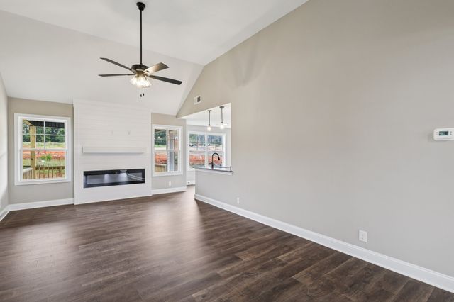 376 Hereford Farms, Clarksville, TN 37043
