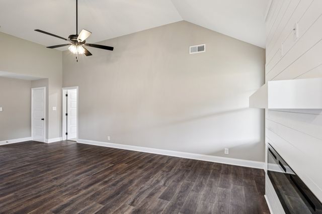 376 Hereford Farms, Clarksville, TN 37043