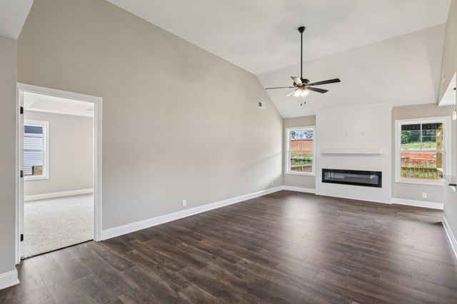 376 Hereford Farms, Clarksville, TN 37043