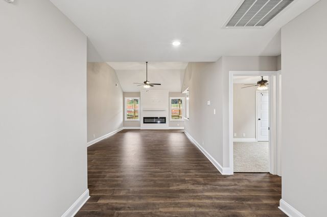 376 Hereford Farms, Clarksville, TN 37043