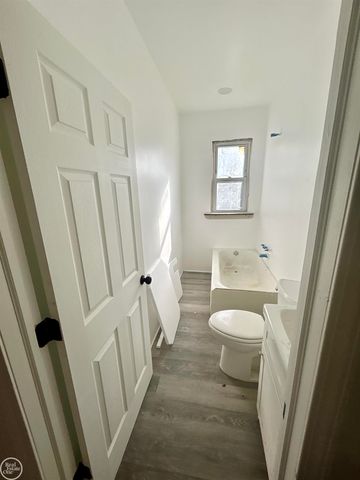 3677 Theodore Street, Detroit, MI 48211