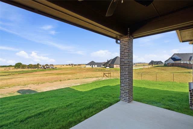 685 County Road 4530, Decatur, TX 76234