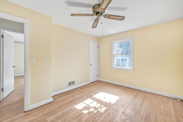 37 Herald Avenue, Bridgeport, CT 06606