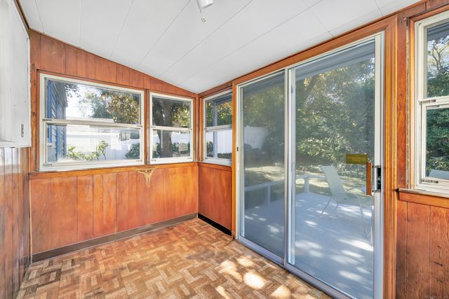 37 Herald Avenue, Bridgeport, CT 06606