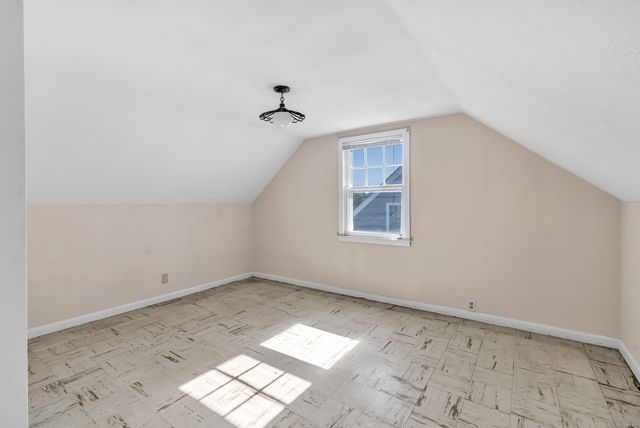 37 Herald Avenue, Bridgeport, CT 06606