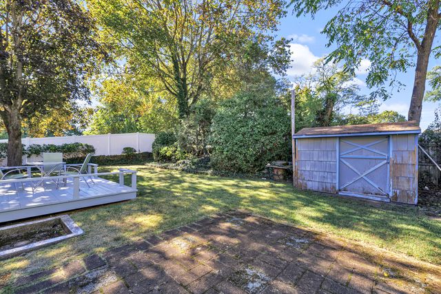 37 Herald Avenue, Bridgeport, CT 06606