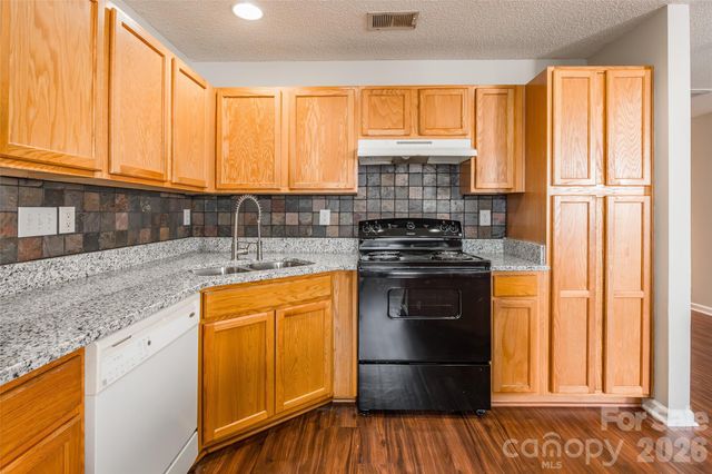 3167 Caldwell Ridge Parkway, Charlotte, NC 28213