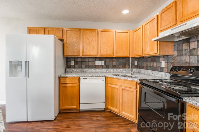 3167 Caldwell Ridge Parkway, Charlotte, NC 28213