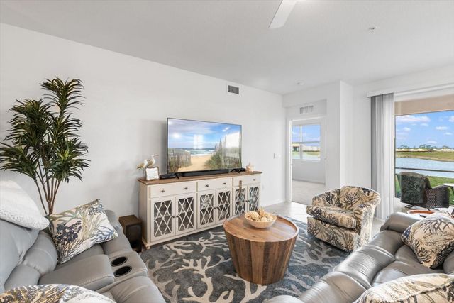 17585 BORACAY COURT 2-102, Venice, FL 34293