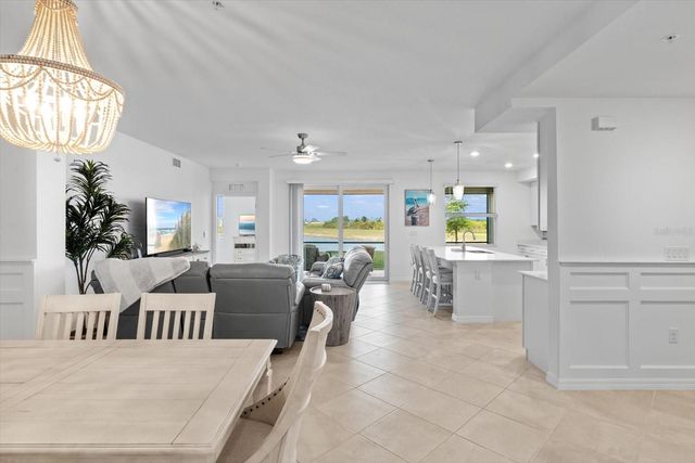 17585 BORACAY COURT 2-102, Venice, FL 34293