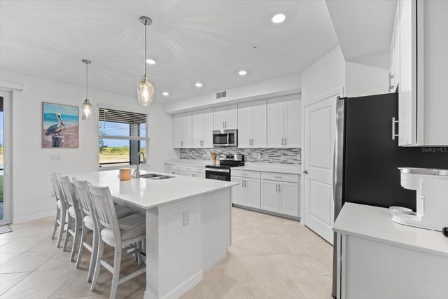 17585 BORACAY COURT 2-102, Venice, FL 34293