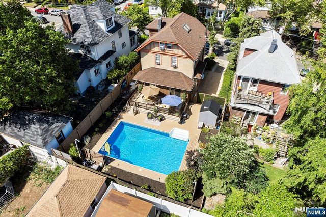 333 78th Street, North Bergen, NJ 07047