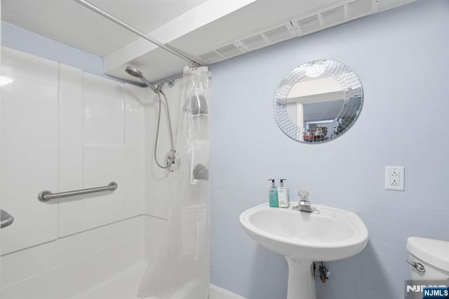 333 78th Street, North Bergen, NJ 07047