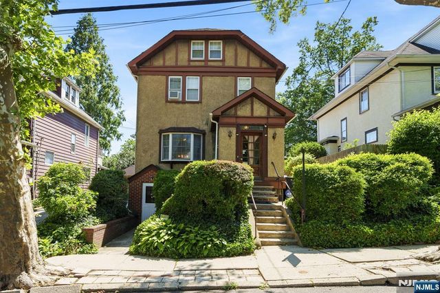 333 78th Street, North Bergen, NJ 07047