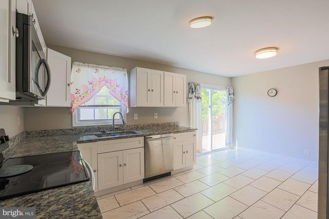 7933 34TH ST, Rosedale, MD 21237