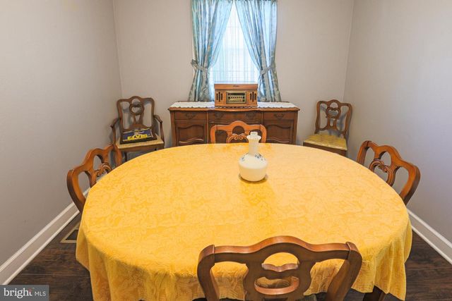 7933 34TH ST, Rosedale, MD 21237