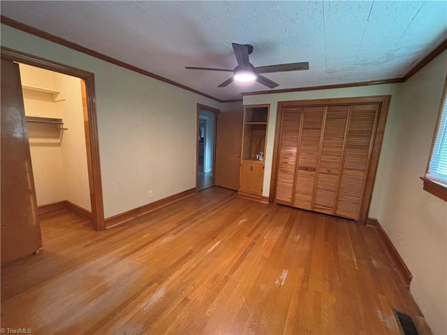 139 E Side Drive, Mount Airy, NC 27030