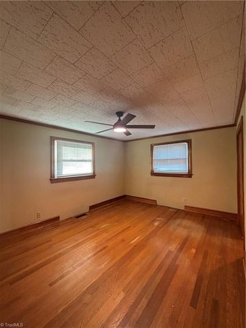 139 E Side Drive, Mount Airy, NC 27030