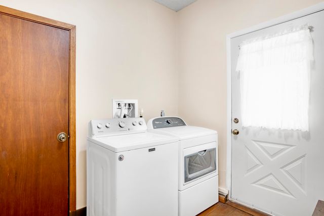 201 W Murdock St, Andover, KS 67002