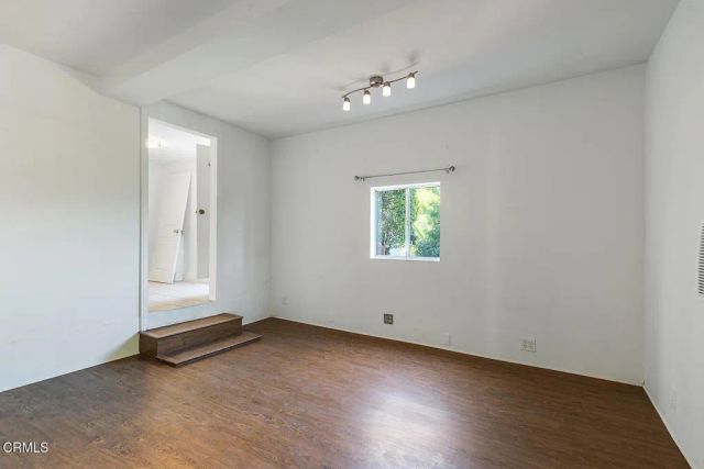 1341 Cambridge Drive, Glendale, CA 91205
