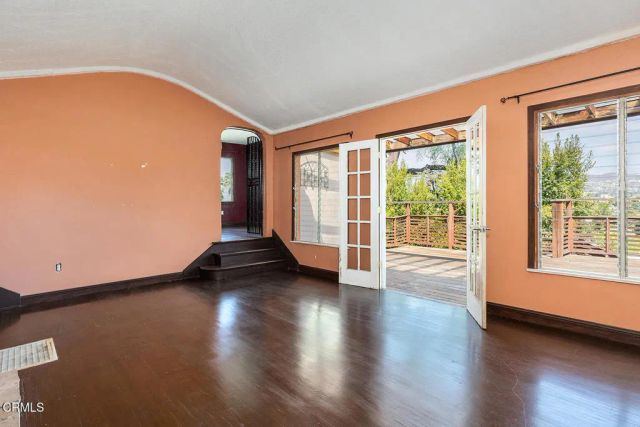 1341 Cambridge Drive, Glendale, CA 91205