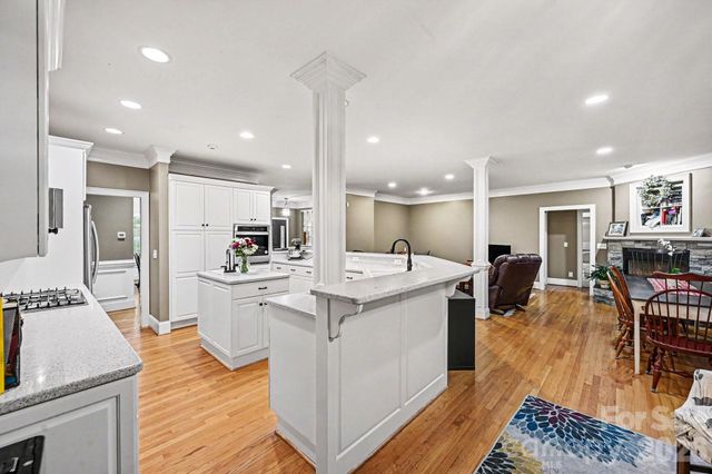 4016 Ancestry Circle, Weddington, NC 28104