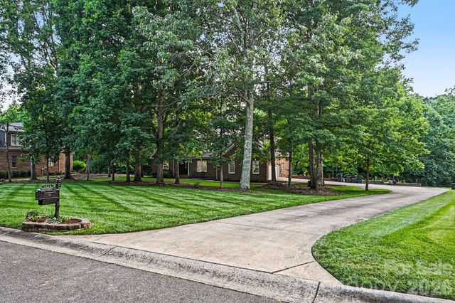 4016 Ancestry Circle, Weddington, NC 28104