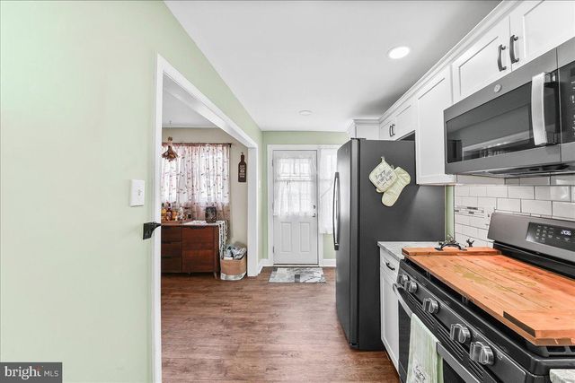 2006 KENT RD, Folcroft, PA 19032