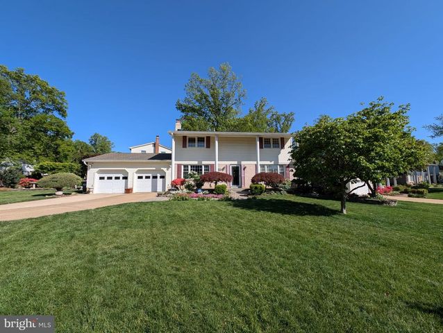 9125 DONNA DEAN DR, Springfield, VA 22153