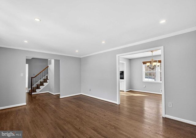 9125 DONNA DEAN DR, Springfield, VA 22153