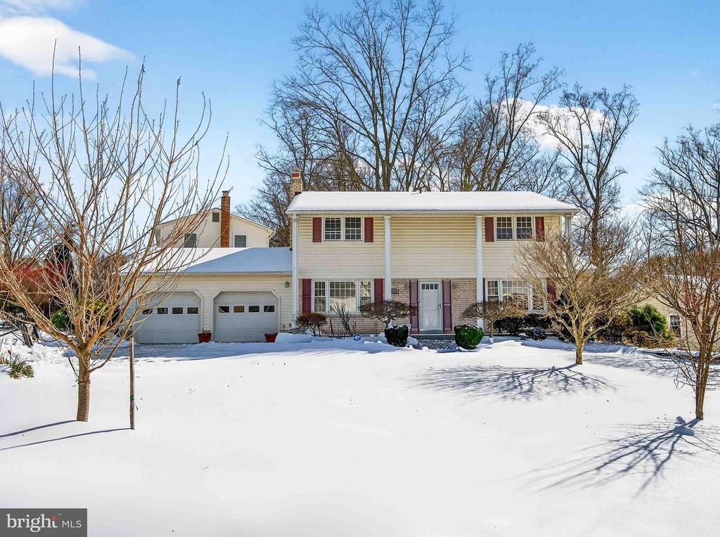 9125 DONNA DEAN DR, Springfield, VA 22153