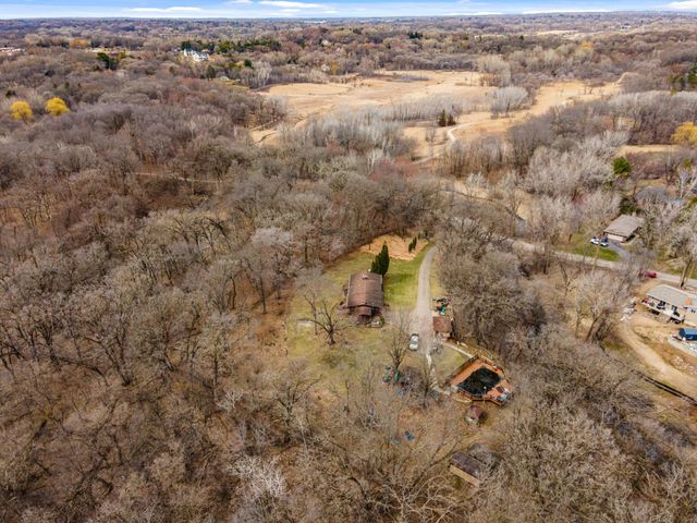 17125 Stodola Road, Minnetonka, MN 55345